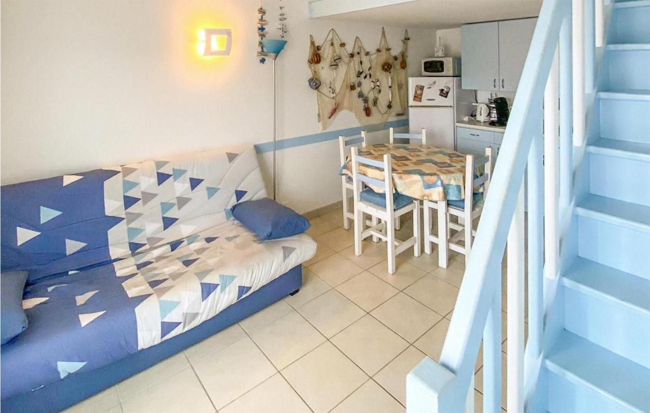 2 Bedroom Amazing Home In La Faute Sur Mer Esterno foto